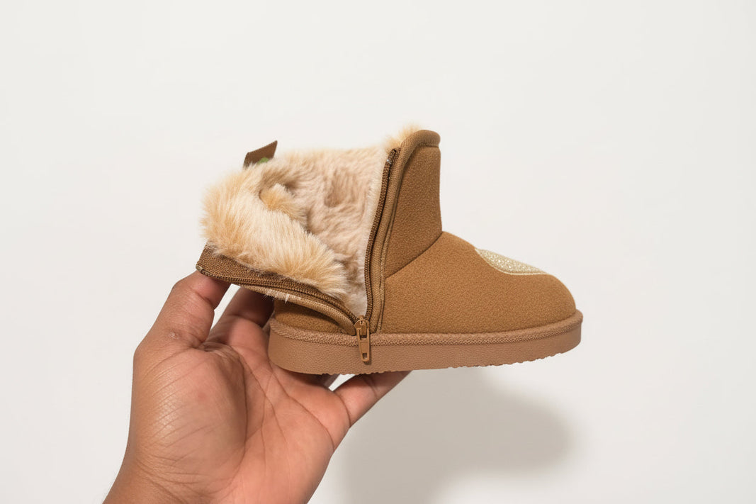 Winter Boots – Warm, Comfortable & Stylish