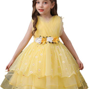 Close-up of the back zipper on a yellow dress for girls from the Baby Girls Dresses Summer series.