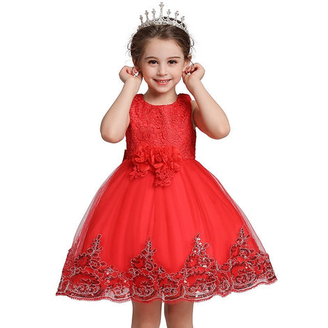 Cute girl wearing a red Princess Dress with sequins and a bowknot, ideal for Wedding, Birthday Party, and Pageant events. A stunning choice for little girls to shine at any formal occasion.